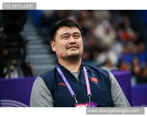 姚明身高三米的传奇故事与篮球生涯的辉煌成就解析