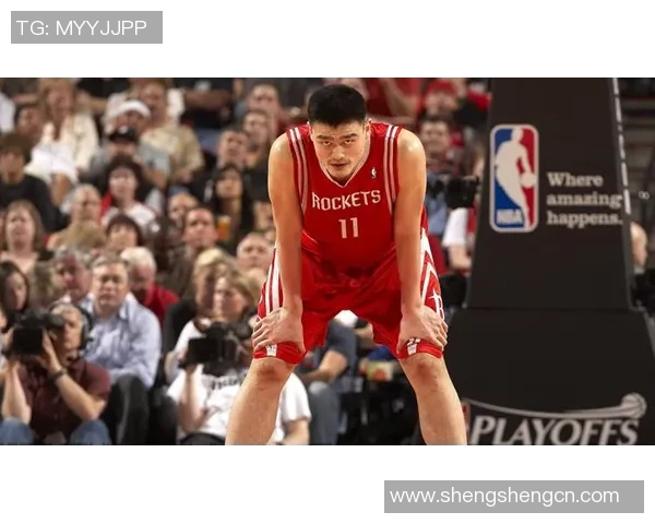 姚明如今已年满四十岁，回顾他的篮球生涯与成就令人感慨万千