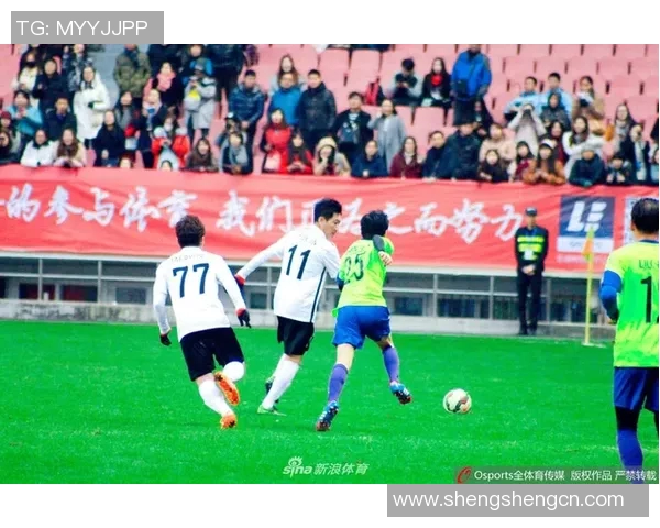 足球明星抓娃娃精彩瞬间合集让你大开眼界的趣味视频分享 足球明星抓娃娃精彩瞬间合集让你大开眼界的趣味视频分享